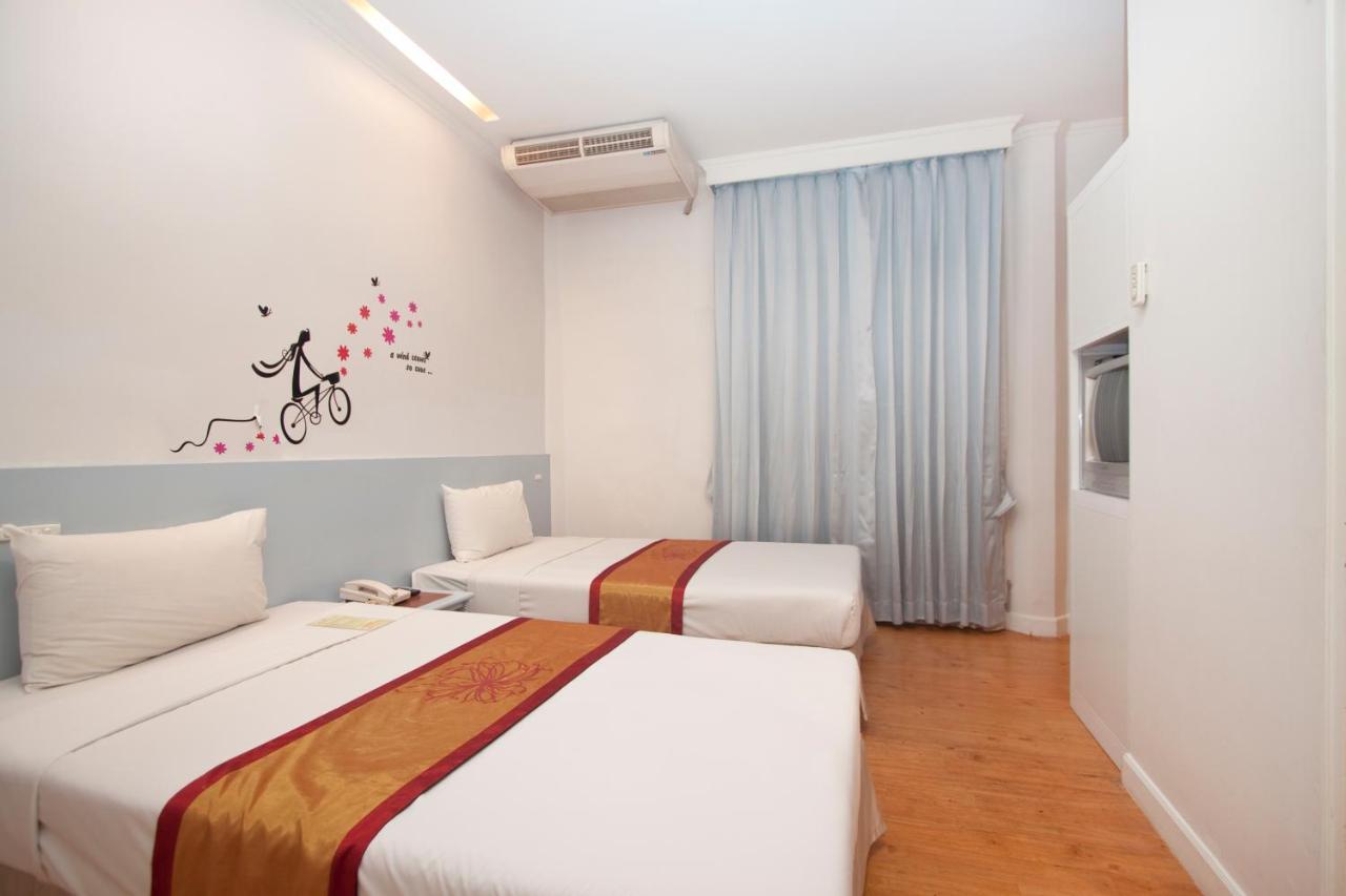 China Town Hotel - Sha Plus Certified Bangkok Exterior photo