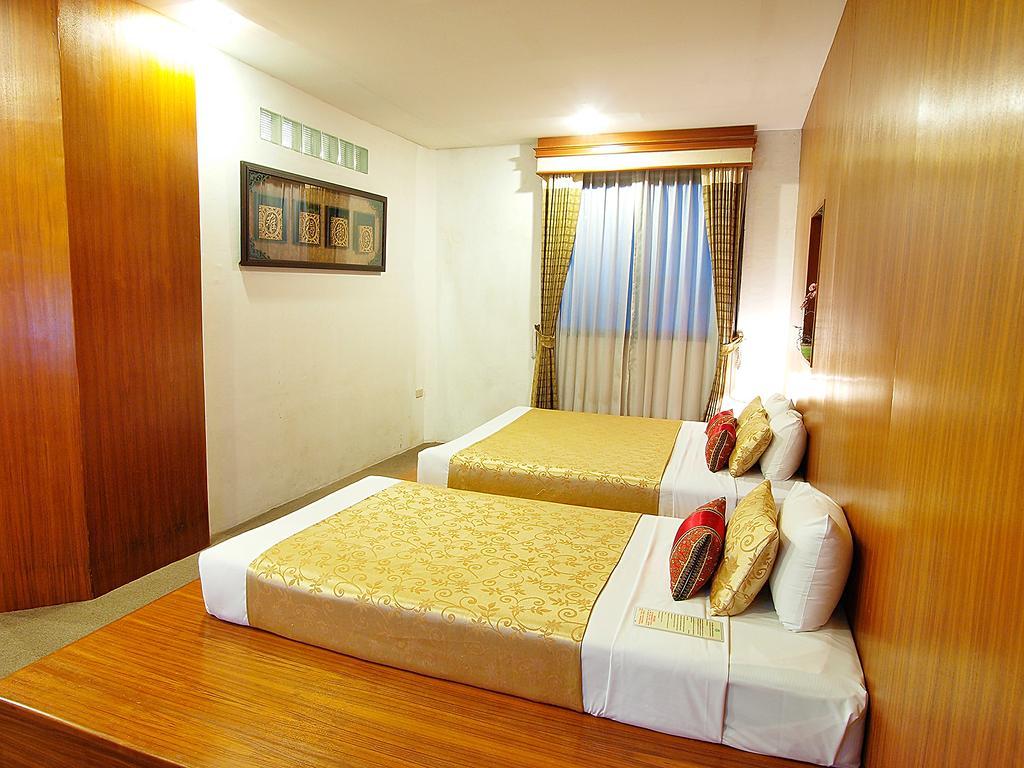 China Town Hotel - Sha Plus Certified Bangkok Exterior photo
