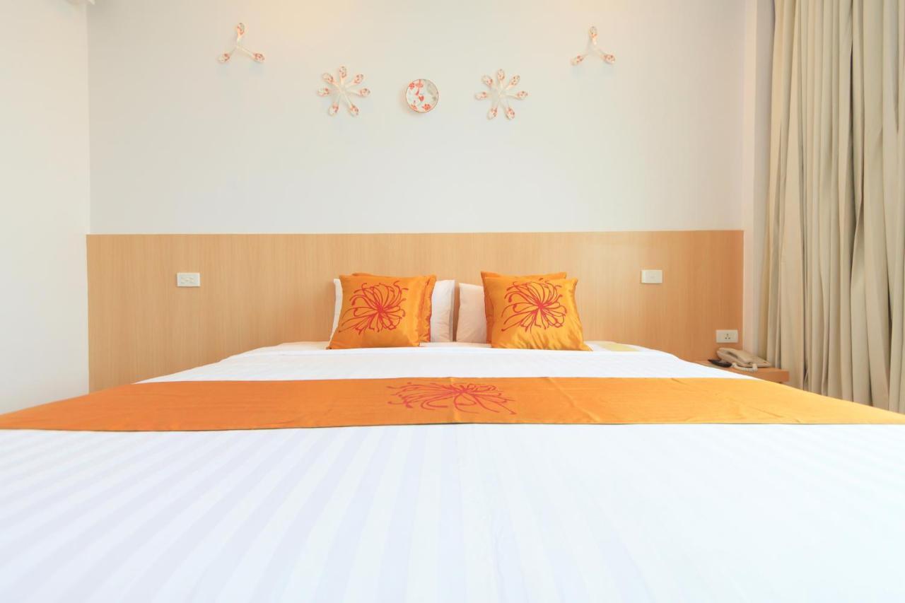 China Town Hotel - Sha Plus Certified Bangkok Exterior photo