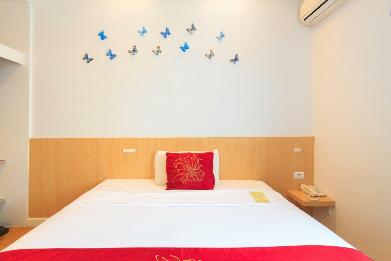 China Town Hotel - Sha Plus Certified Bangkok Exterior photo