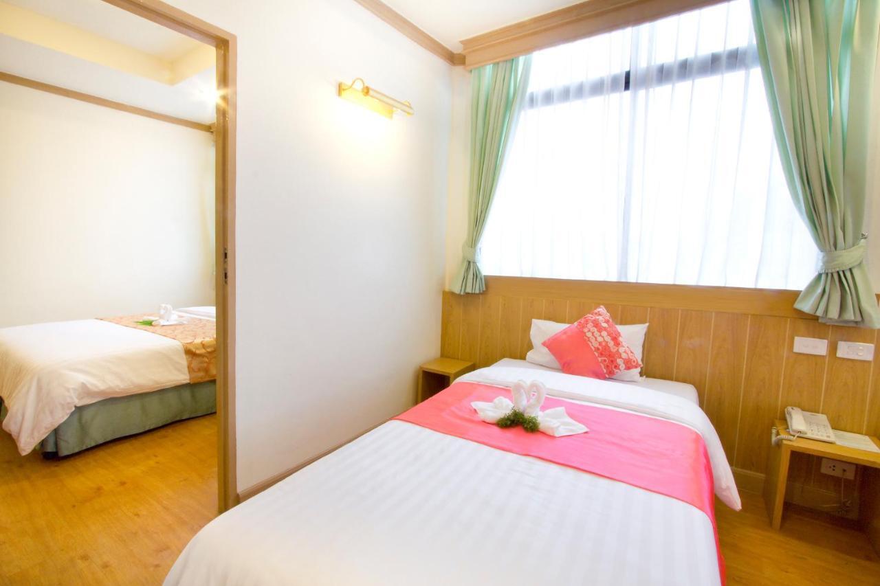 China Town Hotel - Sha Plus Certified Bangkok Room photo